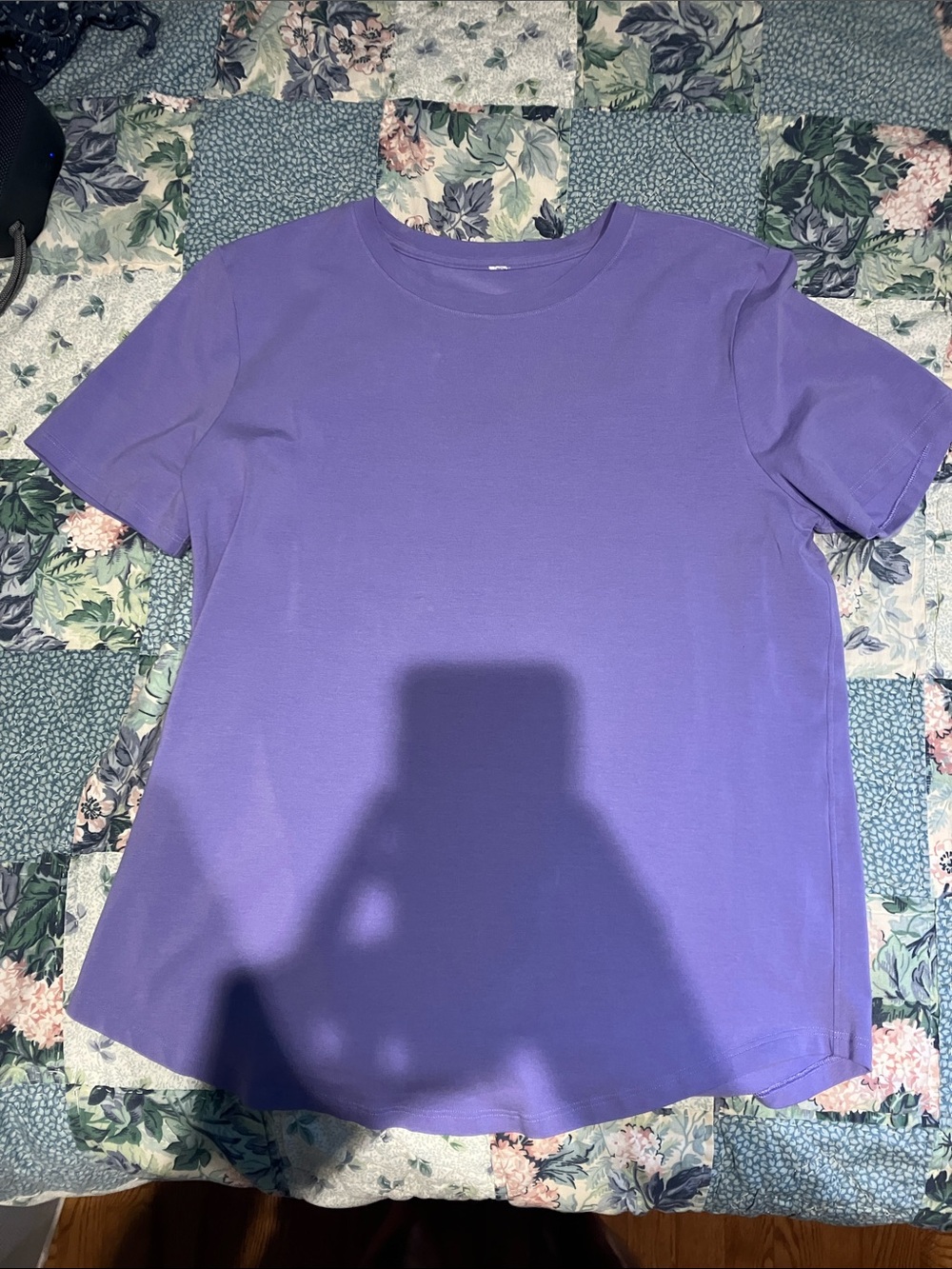 lululemon athletica Lavender Crewneck Short Sleeve Tee